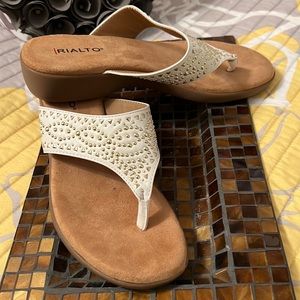 Summer sandals Rialto. Size 8  gold and white